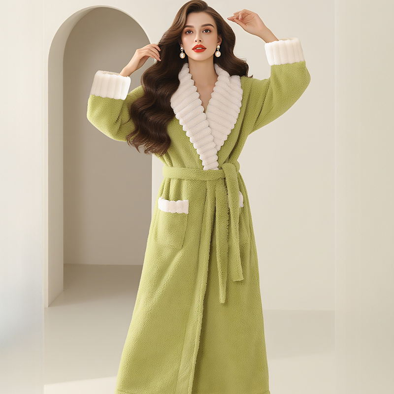 珊瑚绒睡袍冬加厚女长款