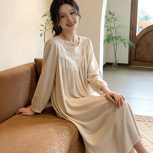 睡衣女款冬漂亮出门女士绝美蕾丝2026正流行长袖长款宽松家居睡裙