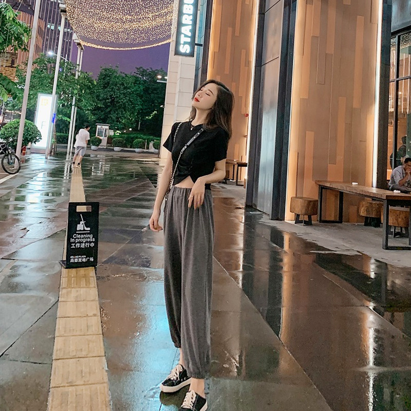 洋气露脐短袖2019新款夏季网红时尚港风洋气露脐短袖T恤女束脚裤在类目 女装/女士精品, 套装/学生校服/工作制服, 时尚套装中 - 来自Buy2taobao.com提供专业的淘宝代购服务