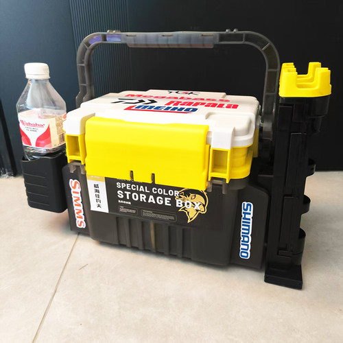 新款路亚钓箱可坐人多功能路亚假饵收纳箱盒路亚箱杆插配件送贴纸