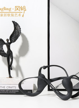 简约现代抽象天使人物雕塑摆件样板间酒店玄关客厅书房软装