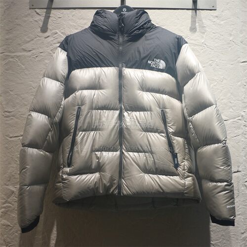 北面男巅峰800蓬鹅绒羽绒服