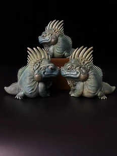 博物志工作室 蜥蜴王国:绿鬣蜥犀牛铜雕高古皮壳爬宠蜥蜴手把件