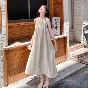 少女风米杏色无袖挂脖吊带连衣裙女夏季2025新款海边度假流行爆款图片