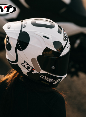 意大利KYT全盔女摩托车冬季头盔男四季机车赛道安全骑行大尾翼ST