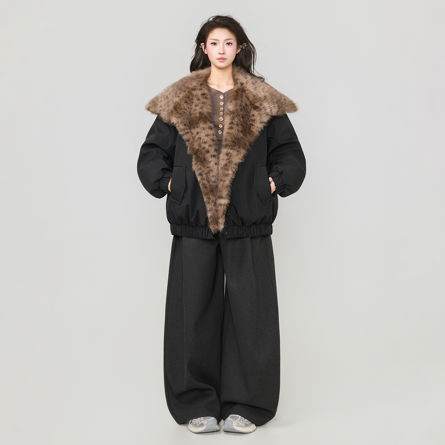 KEIKO 豹纹环保皮草毛领黑色棉服外套冬季巴恩风牛角扣加厚派克服