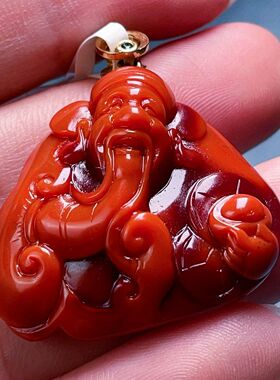 06E08凉山瓦西料南红原矿精工牛血柿子锦财神雕刻吊坠
