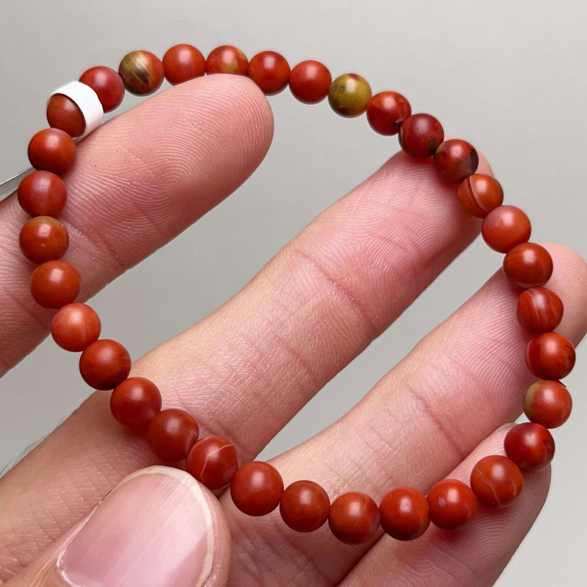 020C19凉山九口料南红包浆单圈手串