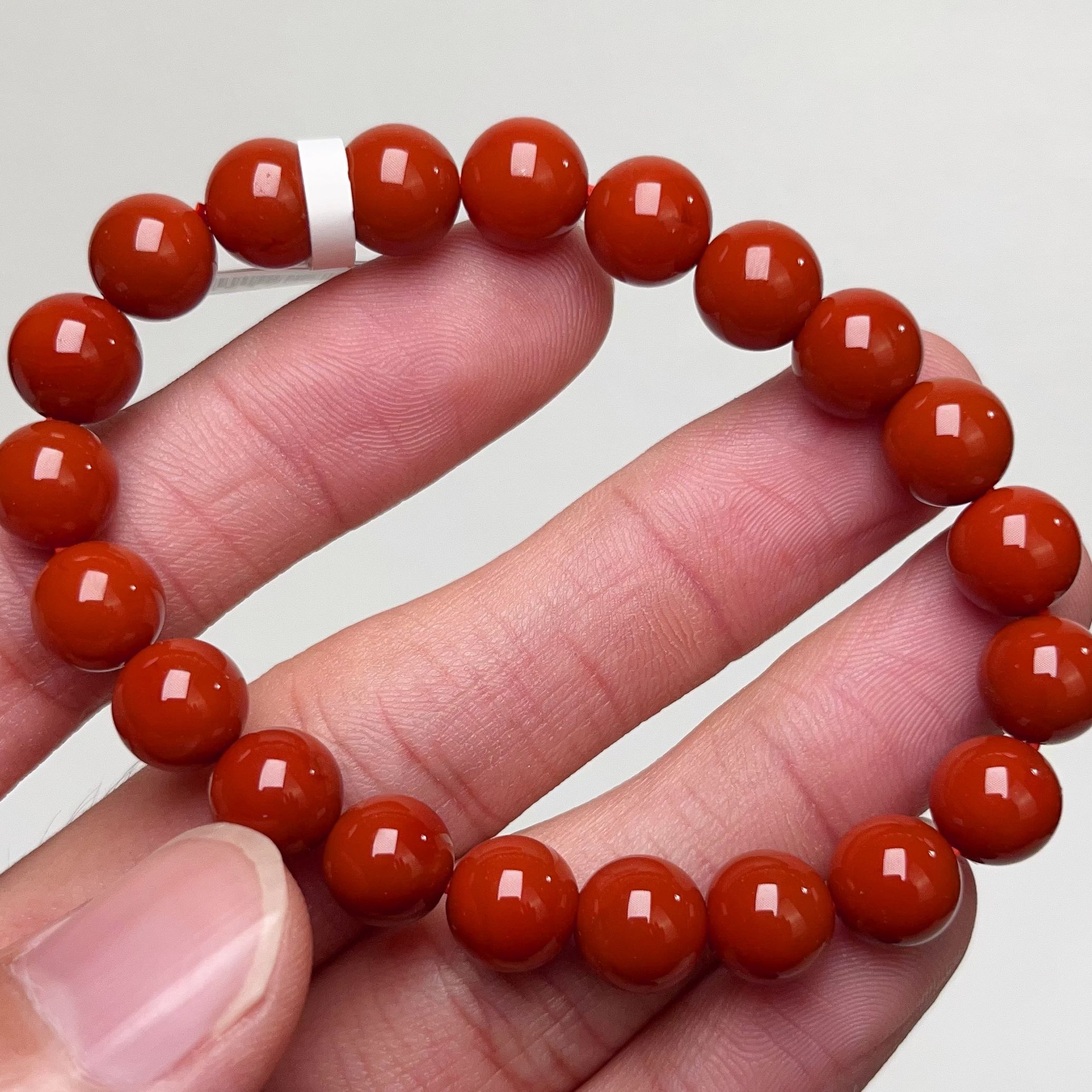 2405D05凉山瓦西料南红正色柿子锦单圈手串