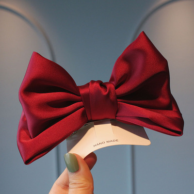 高端红色质感立体蝴蝶结