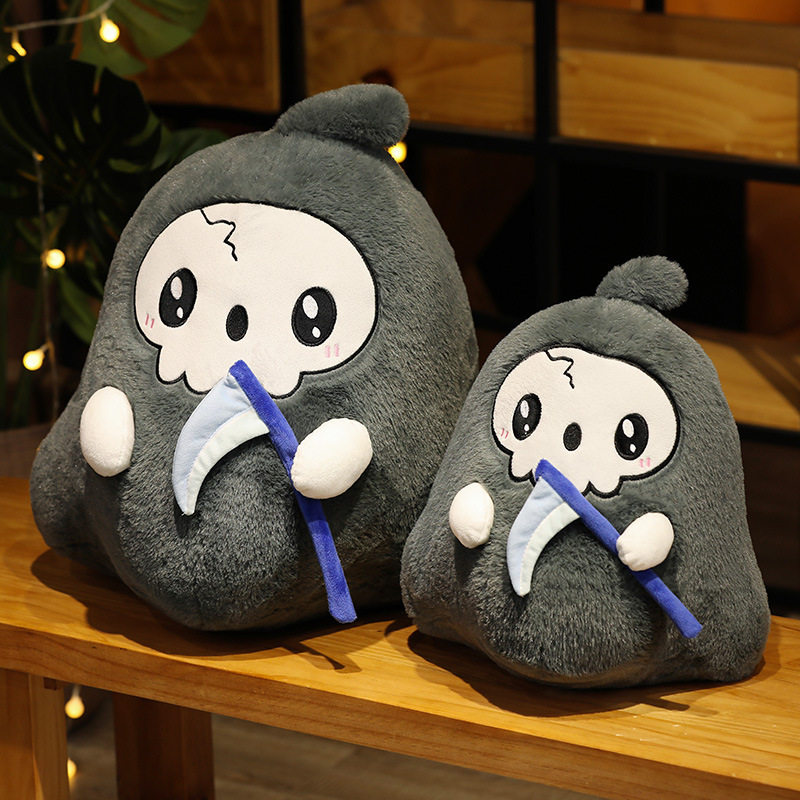呆萌镰刀死神公仔骷髅头毛绒玩具魂软软子万圣节恶魔pp棉大抱枕