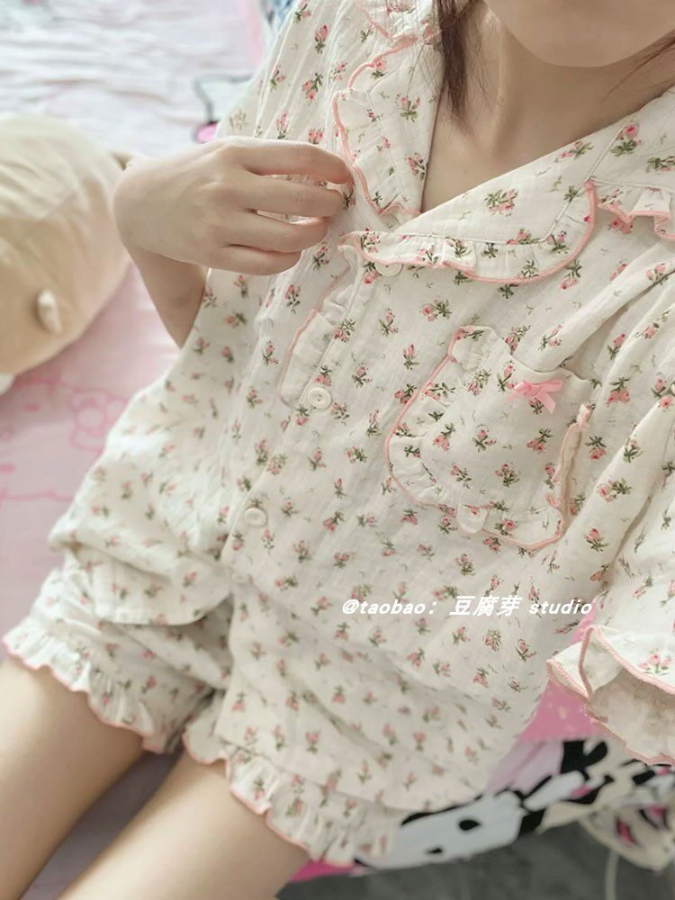 새로운 기능 소녀 달콤한 꽃 잠옷 여성 여름 얇은 반팔 반바지 인터넷 연예인 느슨한 가정 의류 세트