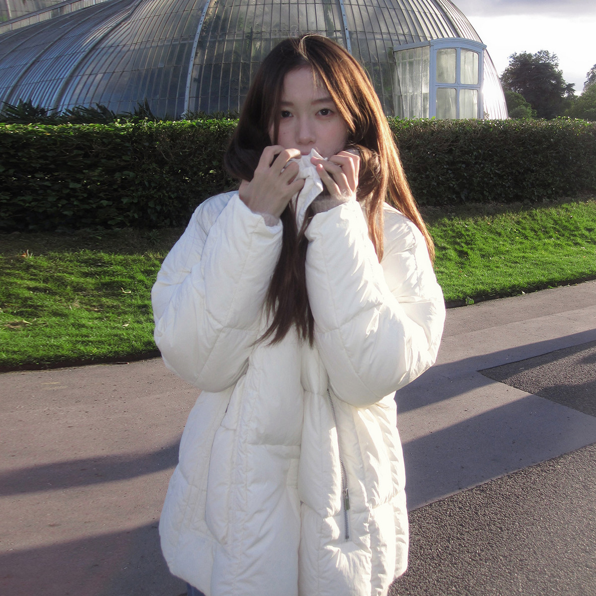 ELLE90白鸭绒羽绒服女25冬米白色简约百搭通勤风立领时尚保暖外套