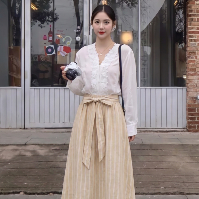 ELLE老钱风亚麻扭结条纹半身裙