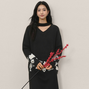 高级感独特宽松针织衫 ELLE绵羊毛提花镂空V领毛衣女2026春季 新款