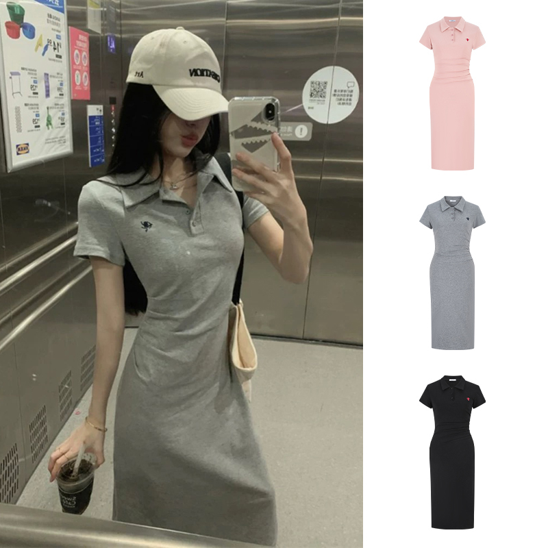 MosesQueen魔西女王刺绣polo领短袖连衣裙女夏季褶皱收腰a字长裙