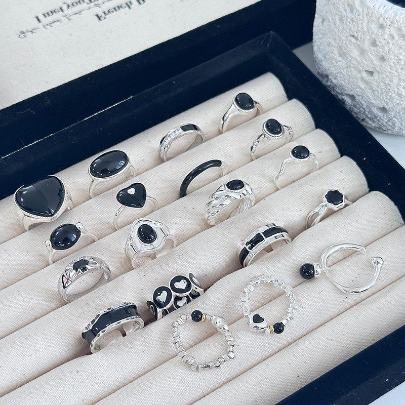 心系列黑色组合工艺少女戒指通体