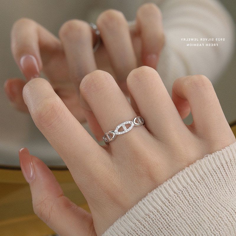 鼻子微高级感戒指调节纯银轻奢