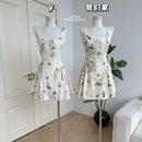 柒月末 显瘦收腰系带碎花连衣裙 小白花 裙子女夏季