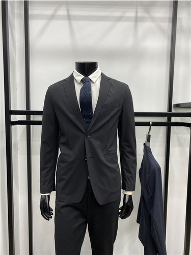 轻薄舒适无痕定型lenzon领佐西服