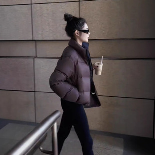 肯豆短款羽绒服女2024新款入冬厚外套女秋冬款小个子立领面包服