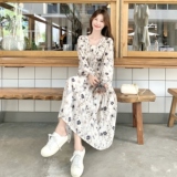 法式度假风碎花连衣裙女2025春秋季新款独特减龄复古气质显瘦长裙，女装连衣裙，2D111