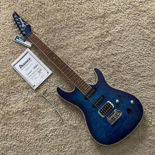 微瑕 IBanez 依班娜 艾宾斯 SA360NQM-SPB 小双摇 电吉他 宝石蓝