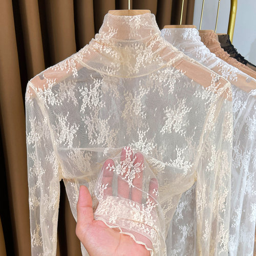 秋冬高领蕾丝打底衫女长袖2024新款钩花镂空薄款纱衣毛衣内搭小衫