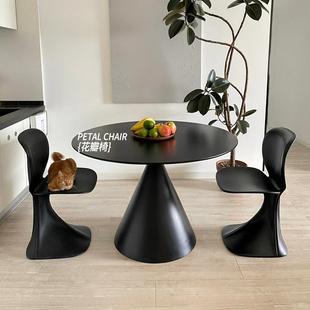 现代法式 奶油风设计师餐椅简约创意客厅餐厅创意洽谈休闲椅花瓣椅
