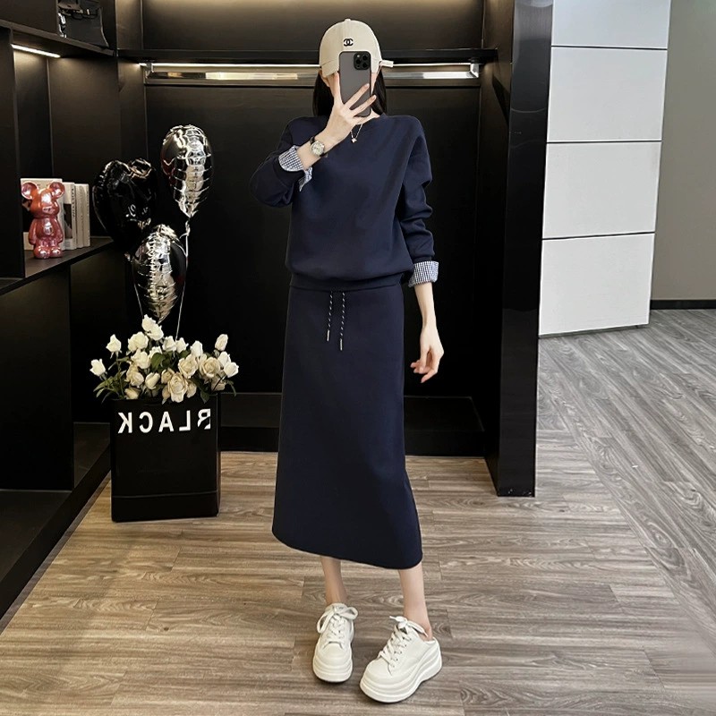 藏青色休闲卫衣运动套装裙女秋季高级感学院风大方得体时髦洋气,女装/女士精品,时尚套装,淘宝优惠券,粉丝福利购,淘宝优惠卷