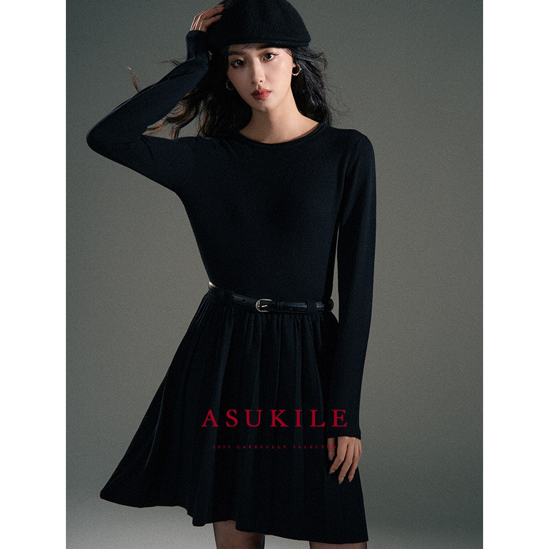 【小黑裙Pro】ASUKILE上心小个子短款羊毛连衣裙秋冬女修身针织裙