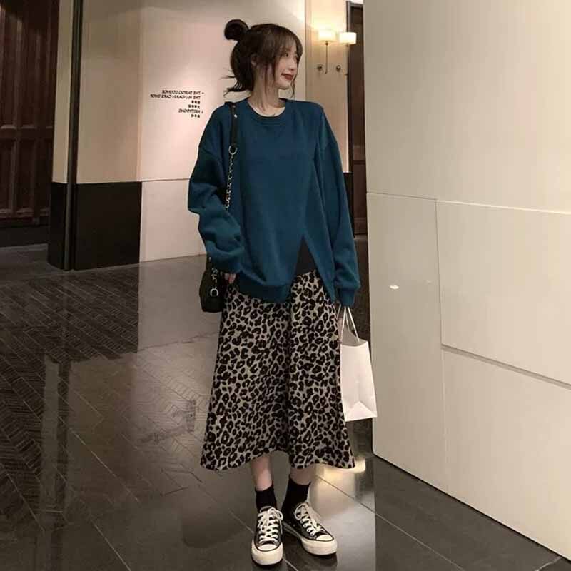 출산 정장 가을 겨울 신작 인터넷 연예인 슬릿 디자인 스웨트 셔츠 연령 감소 배꼽 지원 표범 무늬 스커트 투피스 세트