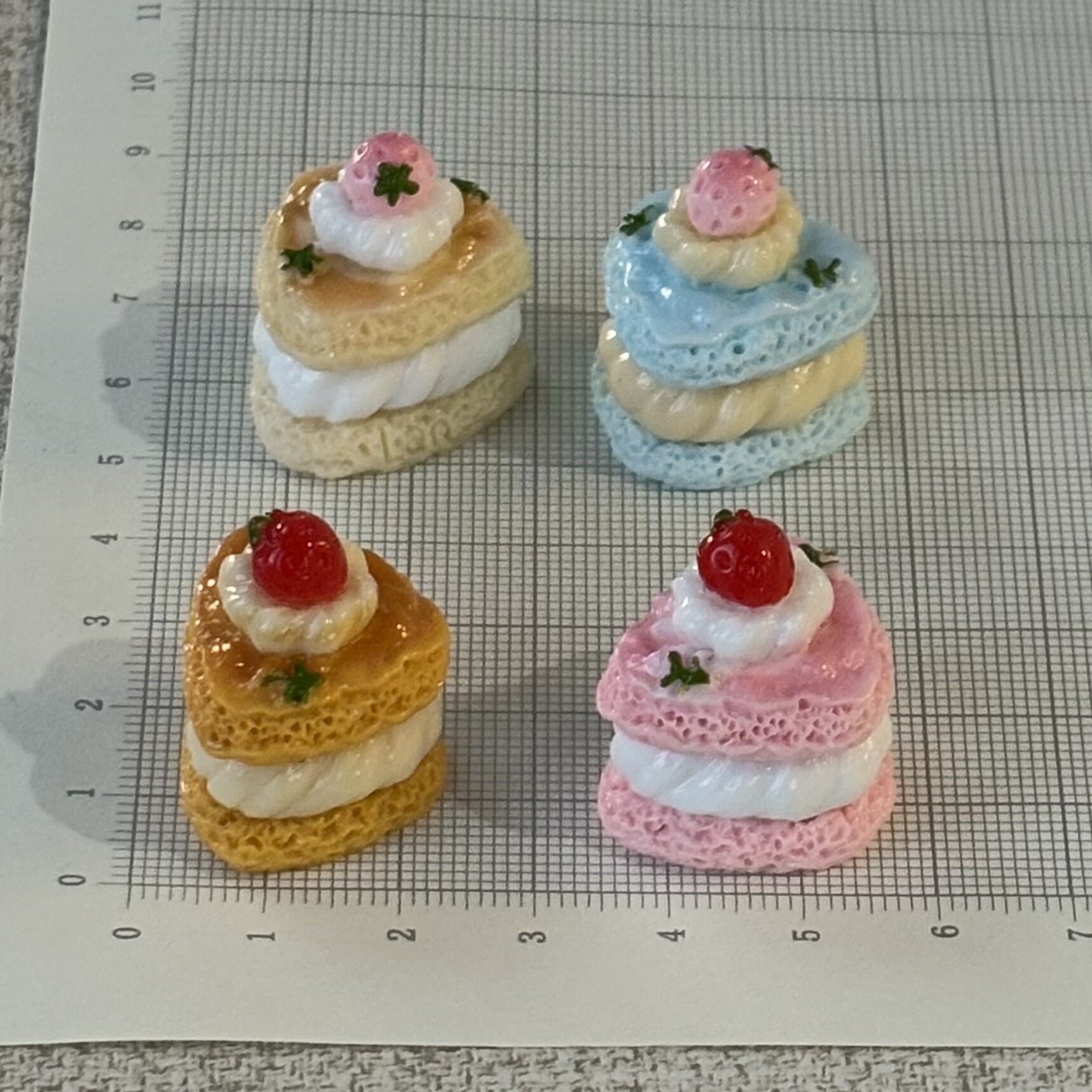 thumbnail for [11.22] Food and play resin burger refrigerator magnet big toast handmade scrunchie DIY accessories are cute