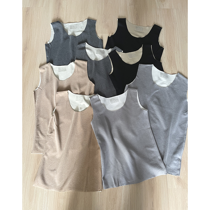 出口D德绒背心，男女款。堪比专柜大几百的品质！！