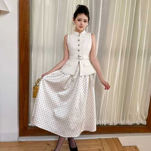 AIALA LUMENA-26夏上新赫本风波点温柔风缎面波点A字裙高腰B20338