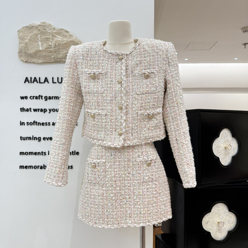 AIALA LUMENA-秋上新粉织金襟粉白混色粗花呢高腰金扣双口B20900