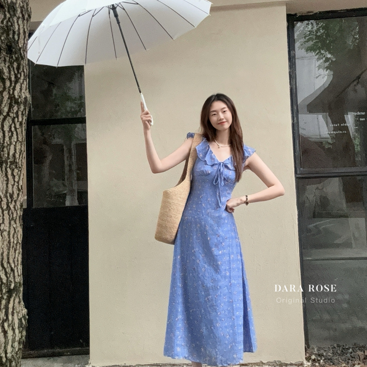 DARA ROSE-法式显瘦收腰碎花荷叶边设计感女人味连衣裙DR5735