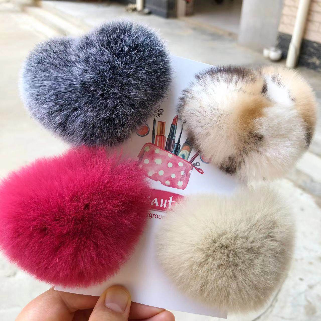 【爱心发夹】真獭兔毛小桃心夹子毛绒边夹发卡女秋冬bb夹可爱发饰,饰品/流行首饰/时尚饰品新,发饰,淘宝优惠券,粉丝福利购,淘宝优惠卷