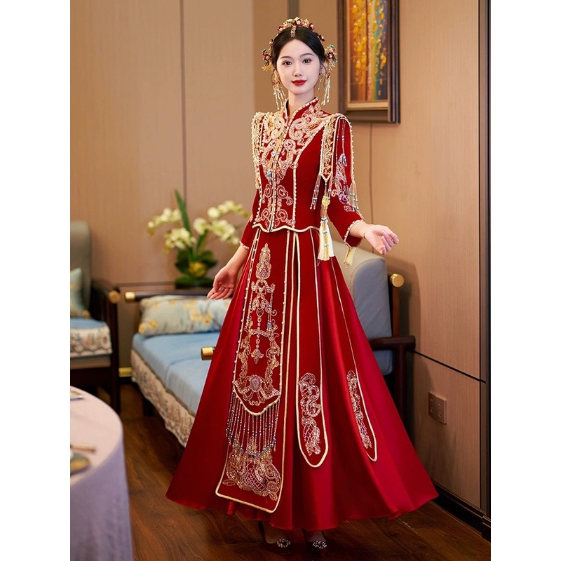 秀禾服婚服高級(jí)感顯瘦修身國(guó)風(fēng)婚紗刺繡復(fù)古披肩風(fēng)紅色套裝小個(gè)子