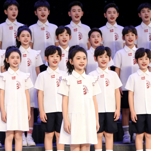 儿童幼儿园新中式毕业照班服