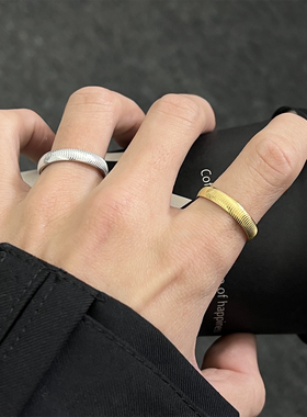 猫眼钛钢戒指轻奢不掉色