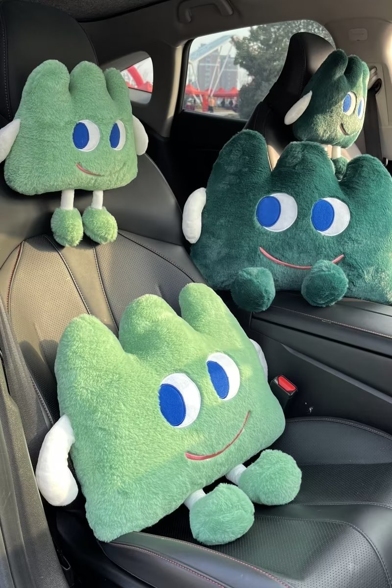 四季搞怪抱枕靠垫卡通靠枕椅垫