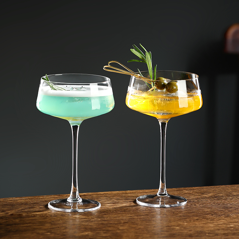 日式方形鸡尾酒杯高脚杯马天尼杯蝶形塔杯香槟杯宽口酒杯调酒杯子