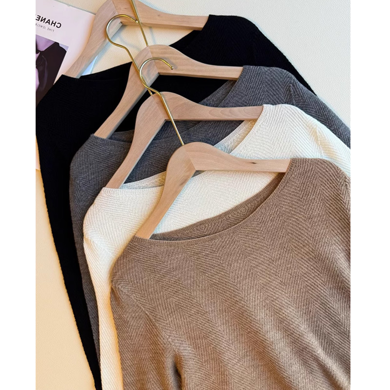 女装好看弹力飘逸线衣开领纽扣原宿宽松百搭时髦针织学院气质纯色