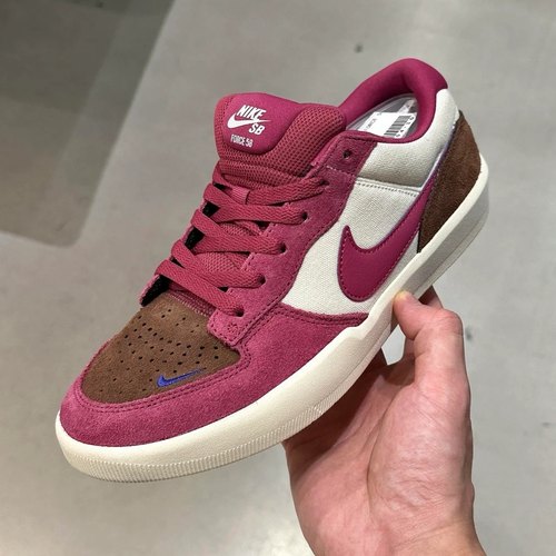 Nike SB Force 58 百搭舒适 耐磨 低帮 板鞋 男女同款 粉色熙戏仓