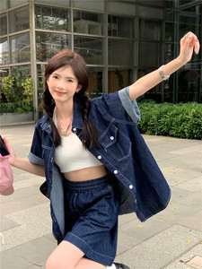 春夏休闲百搭翻领短袖牛仔衬衫+松紧高腰阔腿短裤两件套女士外套