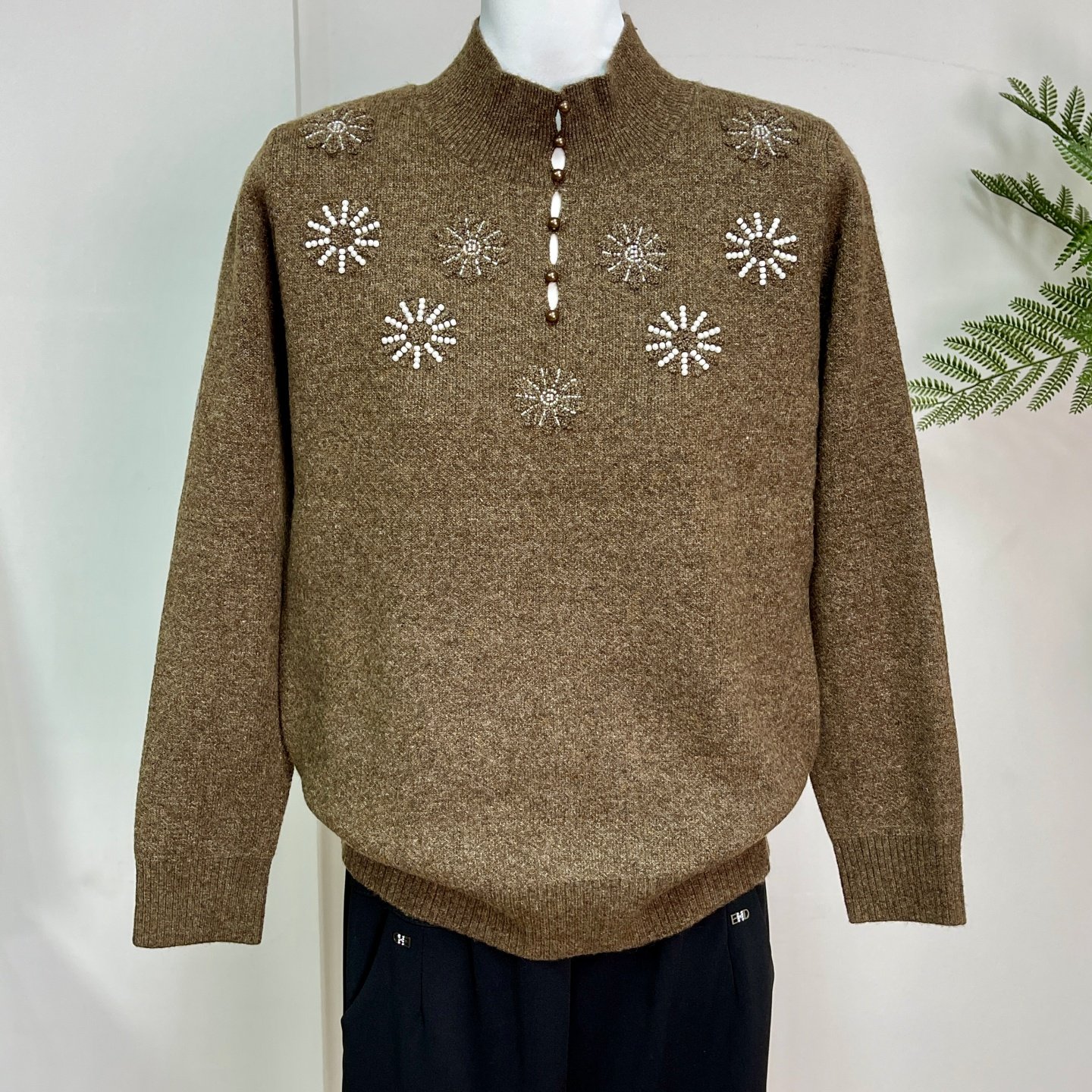 洋气妈妈秋冬提花毛衣中年女装钉珠打底衫中老年保暖半高领针织衫,女装/女士精品,中老年女装,淘宝优惠券,粉丝福利购,淘宝优惠卷