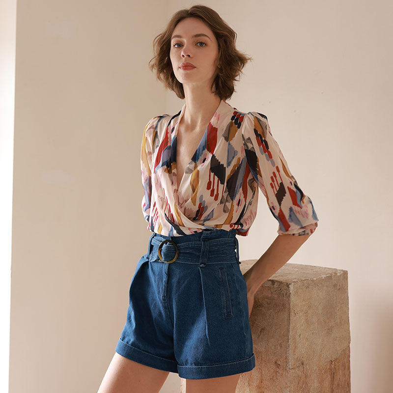 度假风V领几何印花薄款长袖衬衫