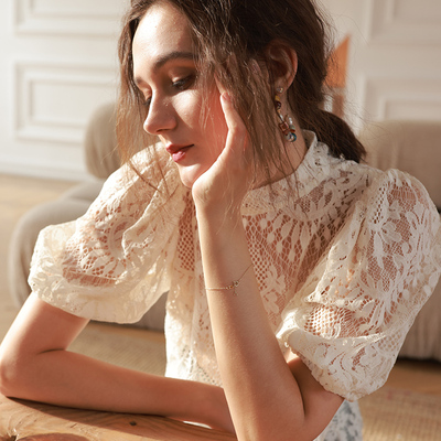 仙气蕾丝复古泡泡袖衬衫小众上衣