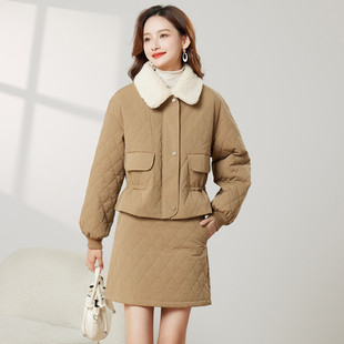 洋气羽绒套裙2025冬季 翻领菱格拼接设计高级感羽绒两件套 时尚